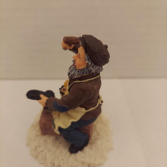 Mervyn's Village Square 1998 Cobbler Figurine - Picture 2 of 7